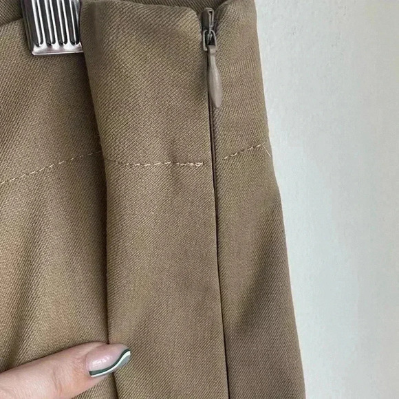 Talbots Heritage Pull On Pants Khaki Tan Size 10 Womens Dress Tapered Leg Office - Picture 4 of 5